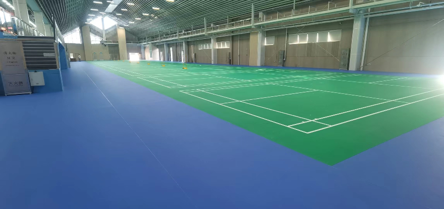 江蘇復(fù)合型塑膠跑道運(yùn)動場工程工程 解決方案 深圳市正兆體育發(fā)展供應(yīng)