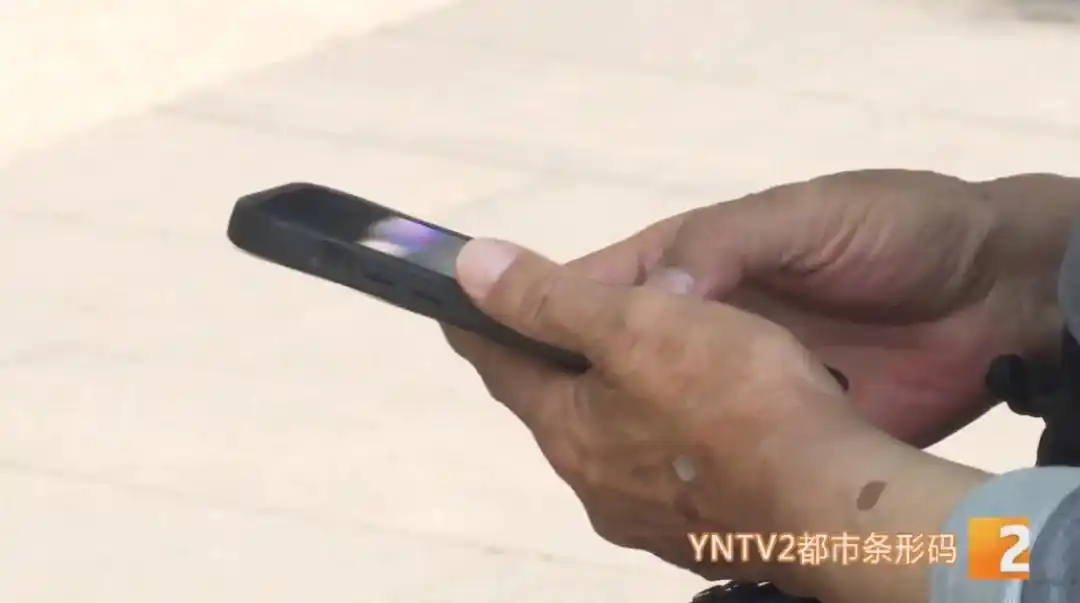 SMILE 斯迈尔 SMILE 斯迈尔