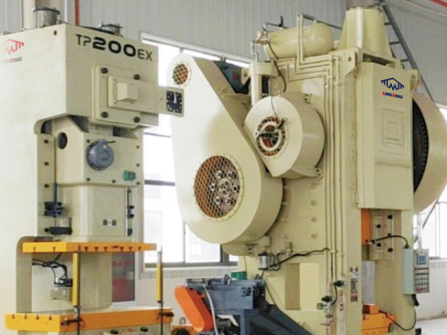 浙江二手俄羅斯熱模鍛壓力機(jī)銷售價格 真誠推薦 江蘇領(lǐng)興工業(yè)設(shè)備制造供應(yīng)