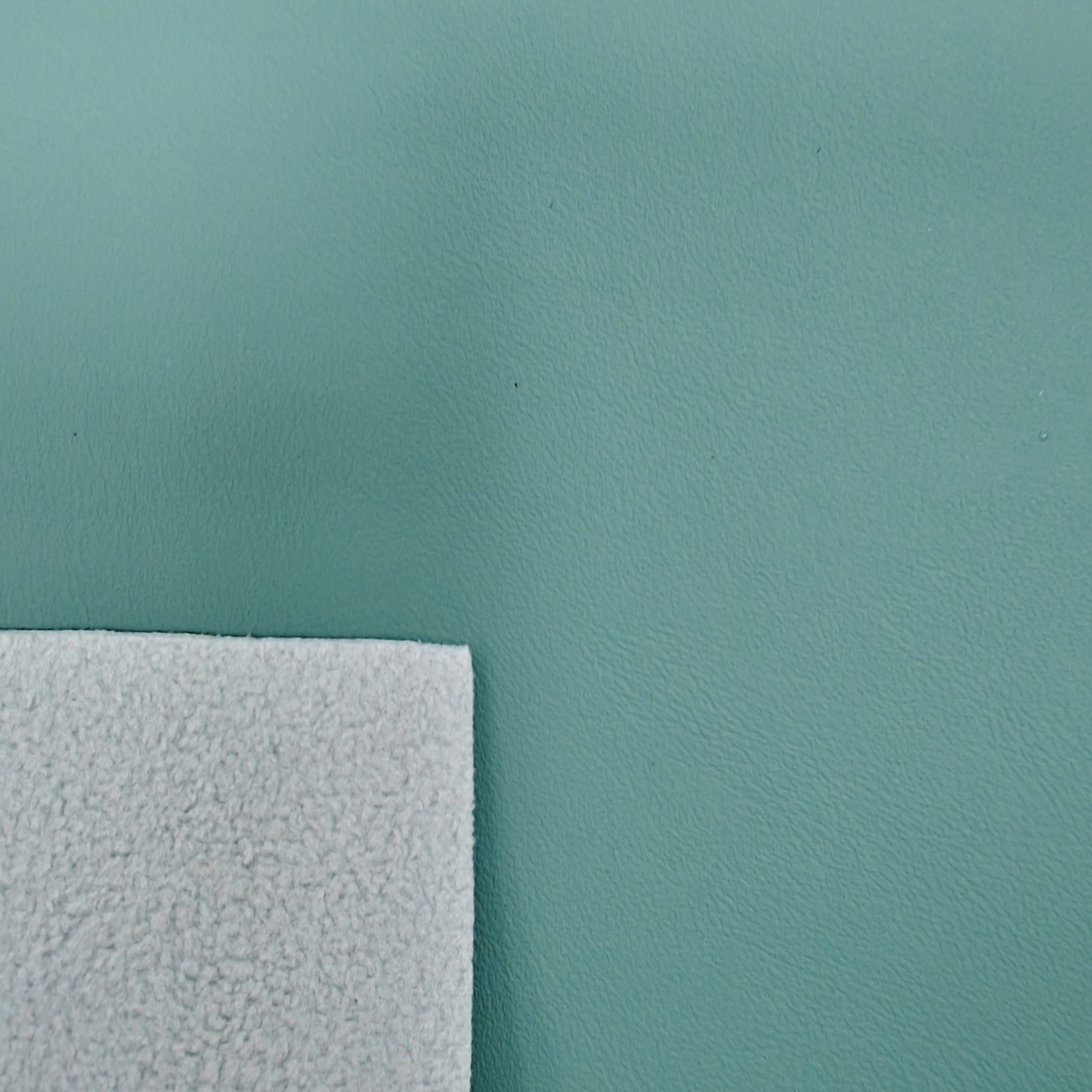 D600 Environmental PU compliant with GRS biology base made artificial leather
D600 Environmental PU compliant with GRS biology base made artificial leather