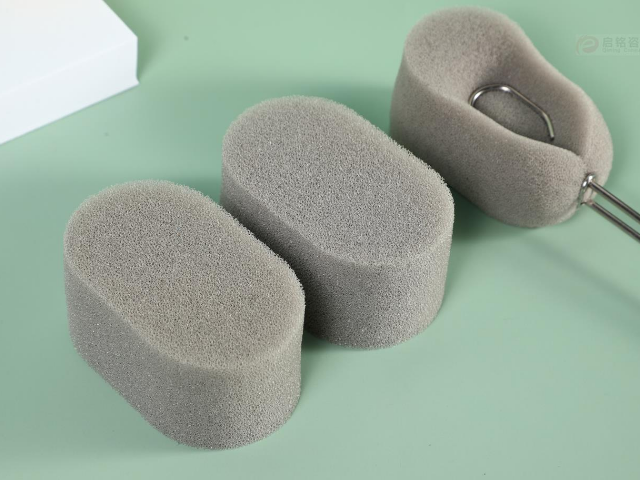 輕松去污：杯刷海綿輕松應(yīng)對(duì)杯中的各種污漬！