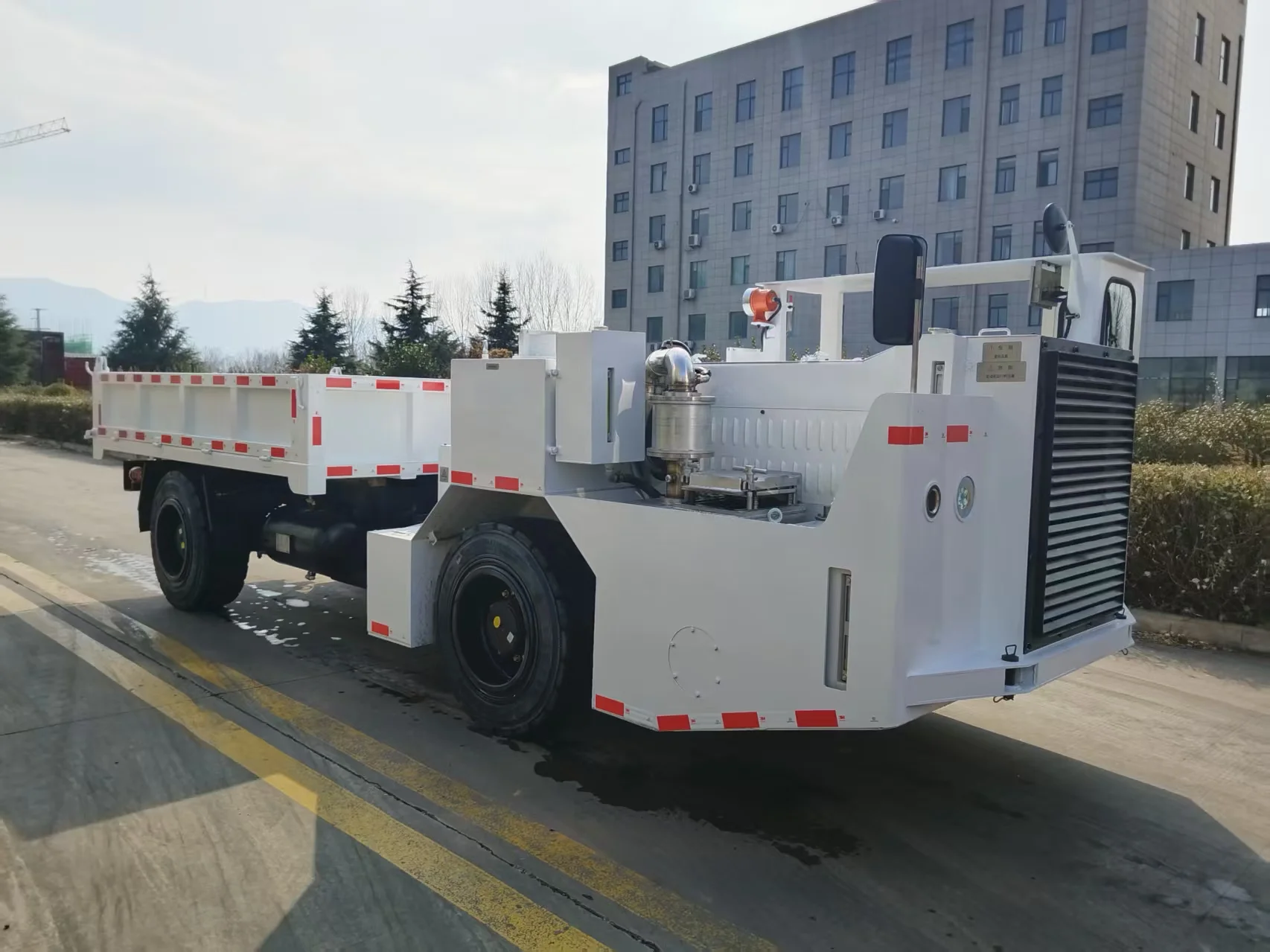 WCJ5E 防爆柴油机无轨胶轮车
