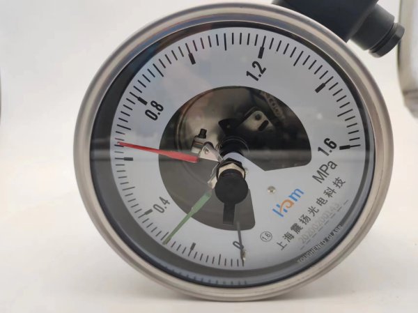 YXC（H)-BF不銹鋼磁助壓力表