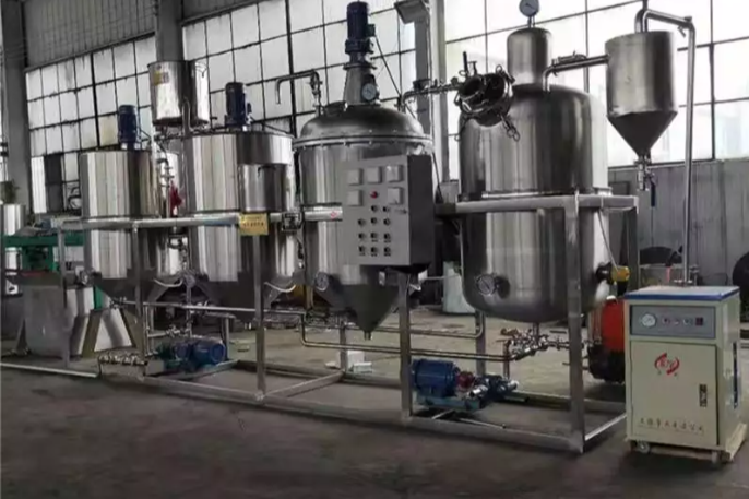 河南核桃油加工生產(chǎn)線精煉設(shè)備批發(fā)價(jià)格 成都萬(wàn)澳銘派機(jī)電設(shè)備供應(yīng);