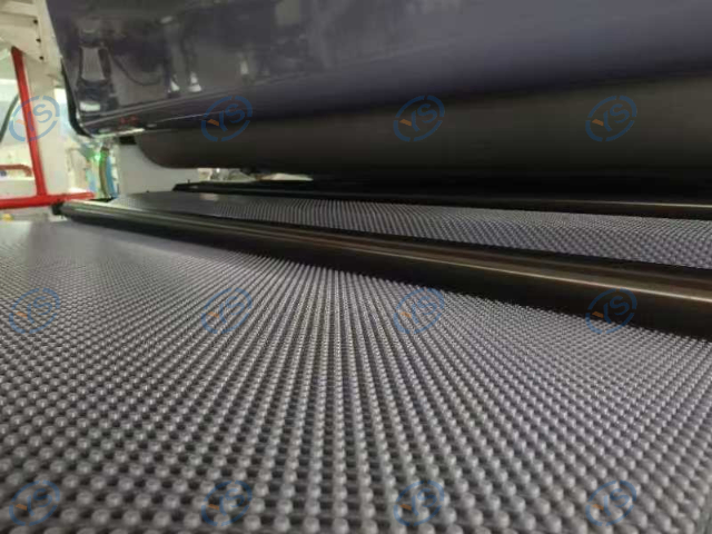 江西建筑装饰用PP蜂窝板材生产线安装调试 南通源溯机械供应;