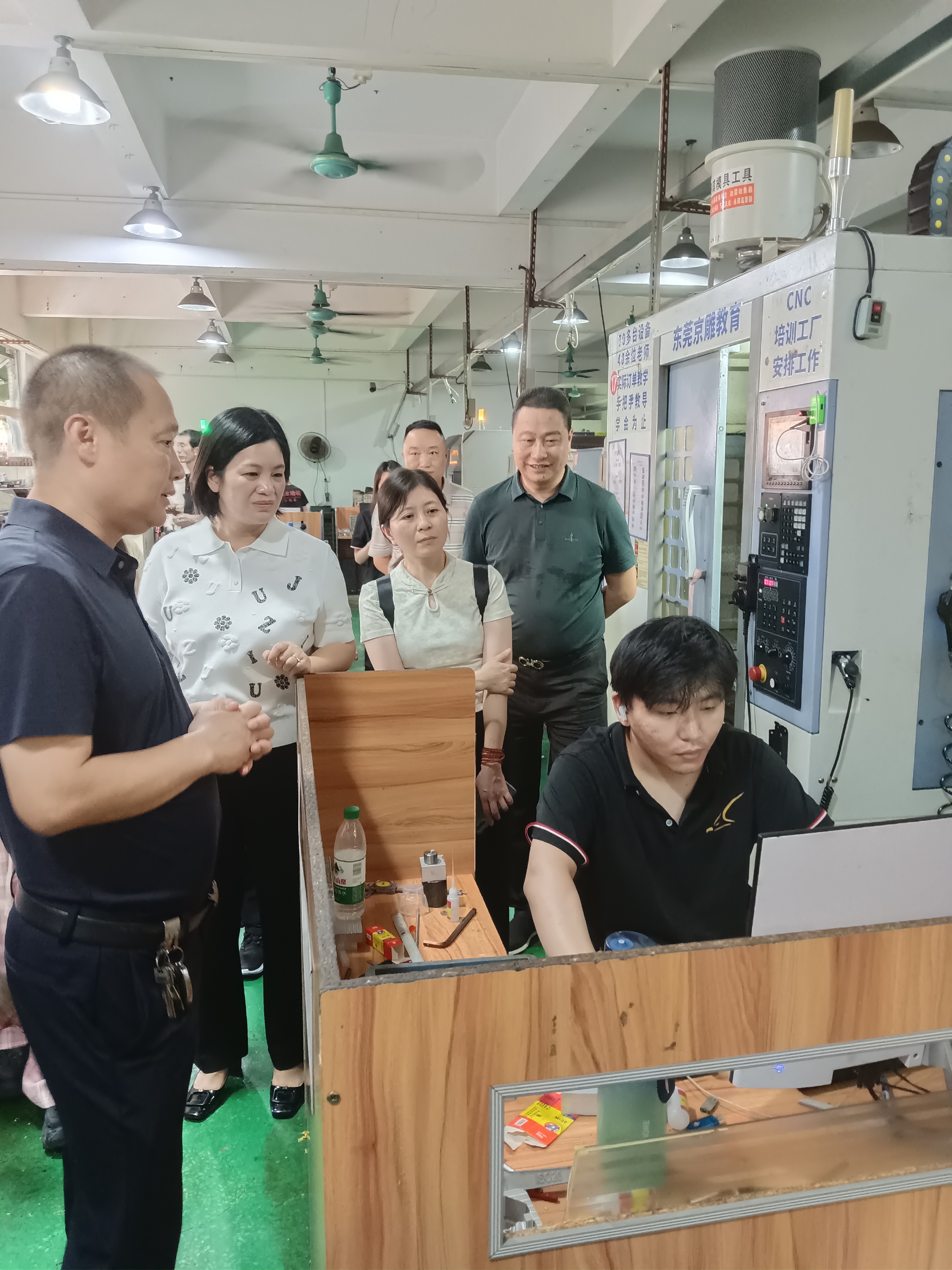 東莞京雕教育的實訓設備會支持學生自主操作嗎？