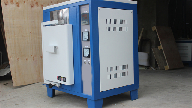 重慶箱式電阻爐報價 河南省國鼎爐業(yè)供應