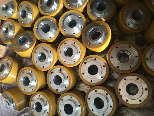 減震包膠輪聯(lián)系方式 上海怡陽傳動(dòng)供應(yīng)