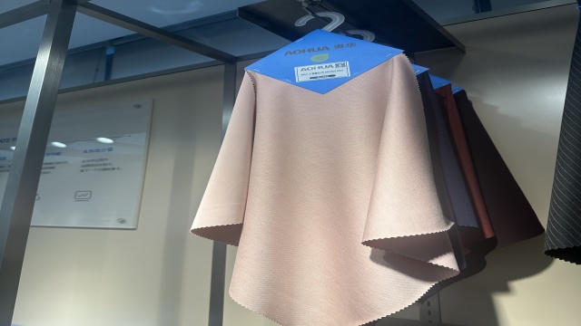 杭州TR休閑男裝面料源頭廠家 杭州奧華紡織供應(yīng);