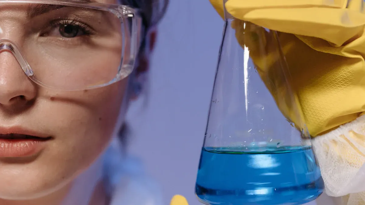 Laboratory water quality analyzer