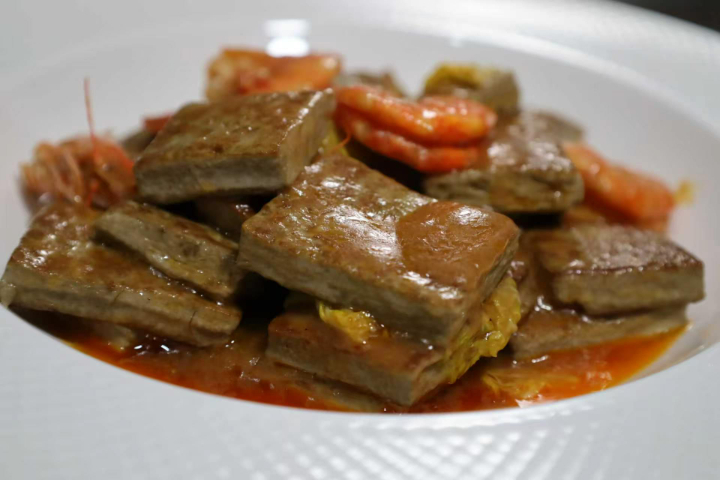 安徽爆蛋黑豆腐匠心之作,爆蛋黑豆腐