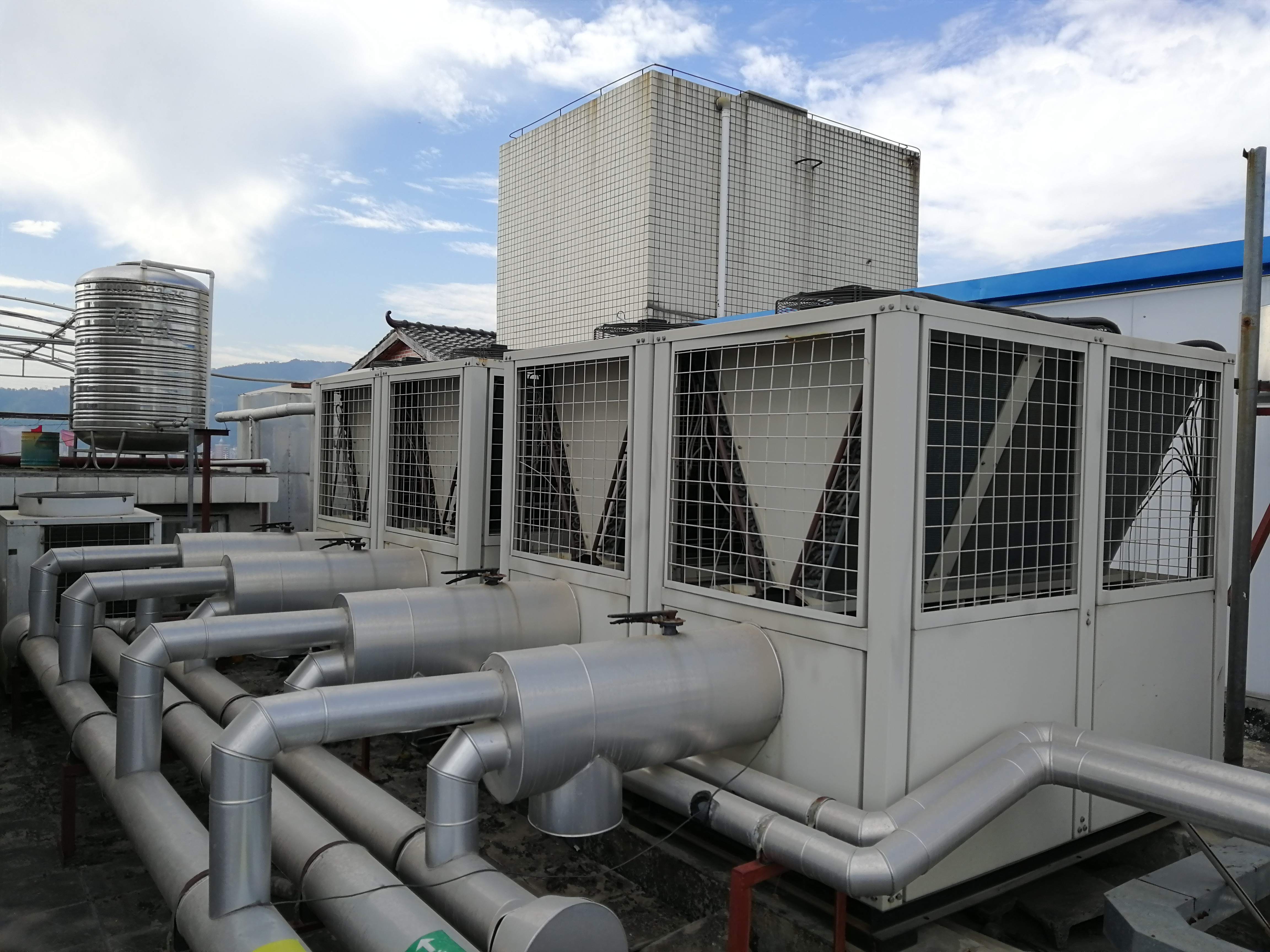 空氣能熱泵與傳統(tǒng)制熱方式的對比分析