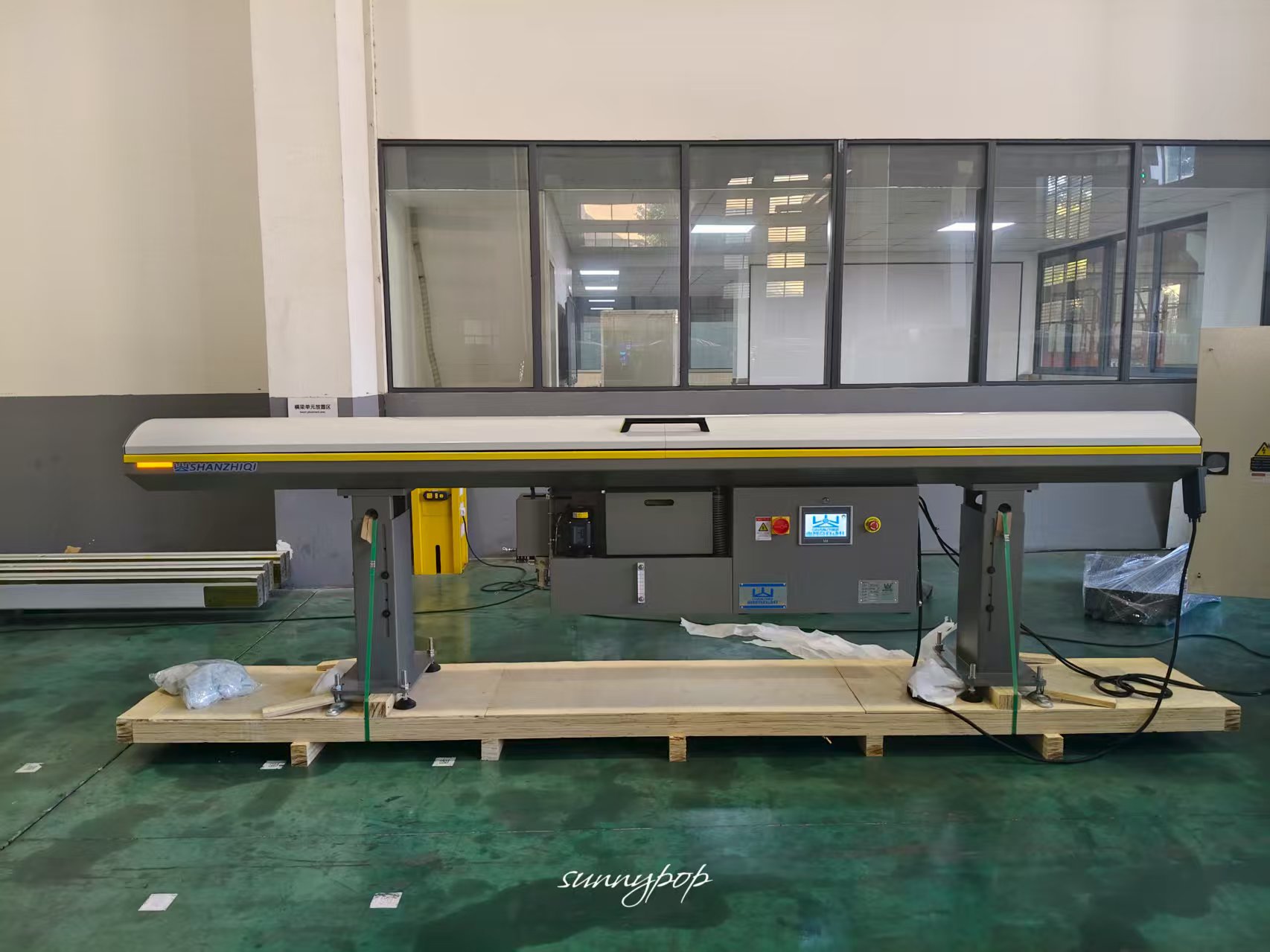 SW-27油膜式自动送料机 送料直径5-27mm 送料长度 2.5米与3.0米两款 