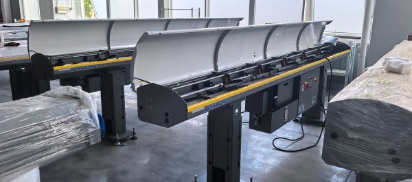 SW-21走心机自动棒材送料机 送料直径3-17mm 送料长度2.5米与3.0米 两款