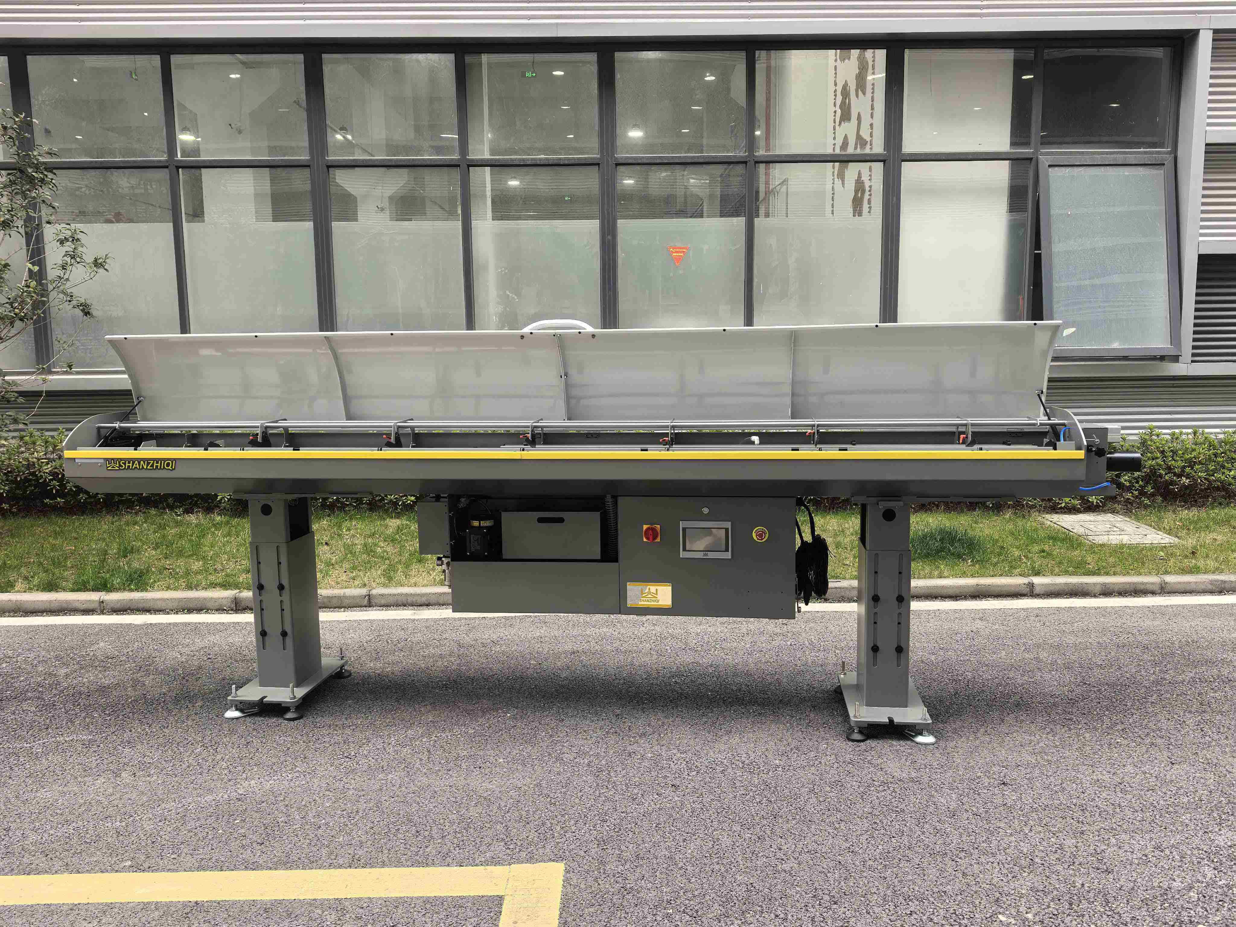 SG-32中型油膜式自动棒材送料机 送料直径5-32mm 送料长度2.5米与3.0米 两款   