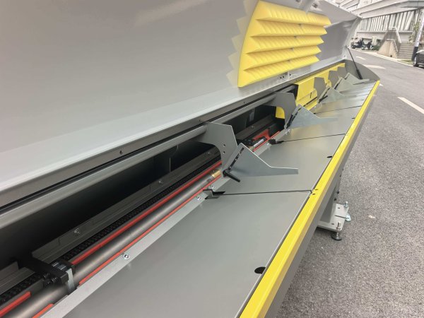 SD-51 大型油膜式自动棒材送料机 送料直径 8-48mm 送料长度3.0米