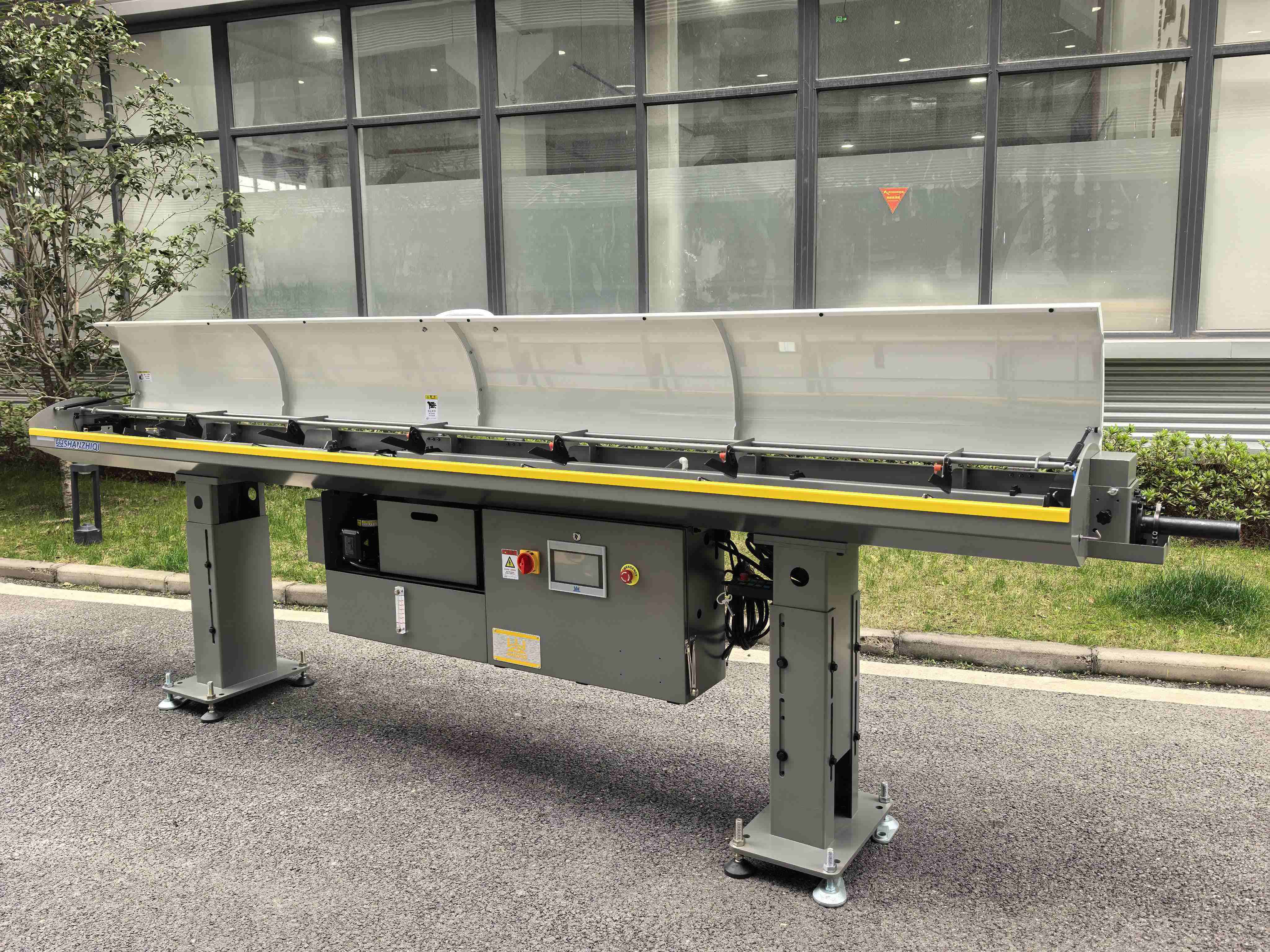 SW-21走心机自动棒材送料机 送料直径3-17mm 送料长度2.5米与3.0米 两款