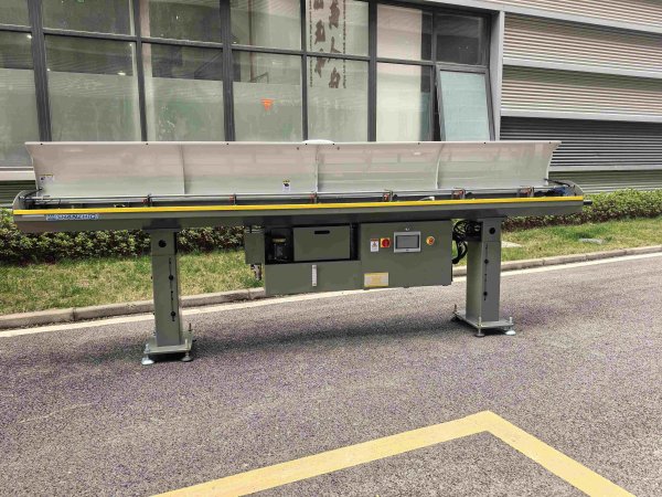 SW-21走心机自动棒材送料机 送料直径3-17mm 送料长度2.5米与3.0米 两款