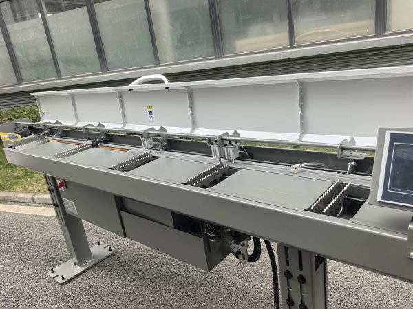 SN-7 自动棒材送料机 送料直径1.5-5mm 送料长度2米与2.5米 