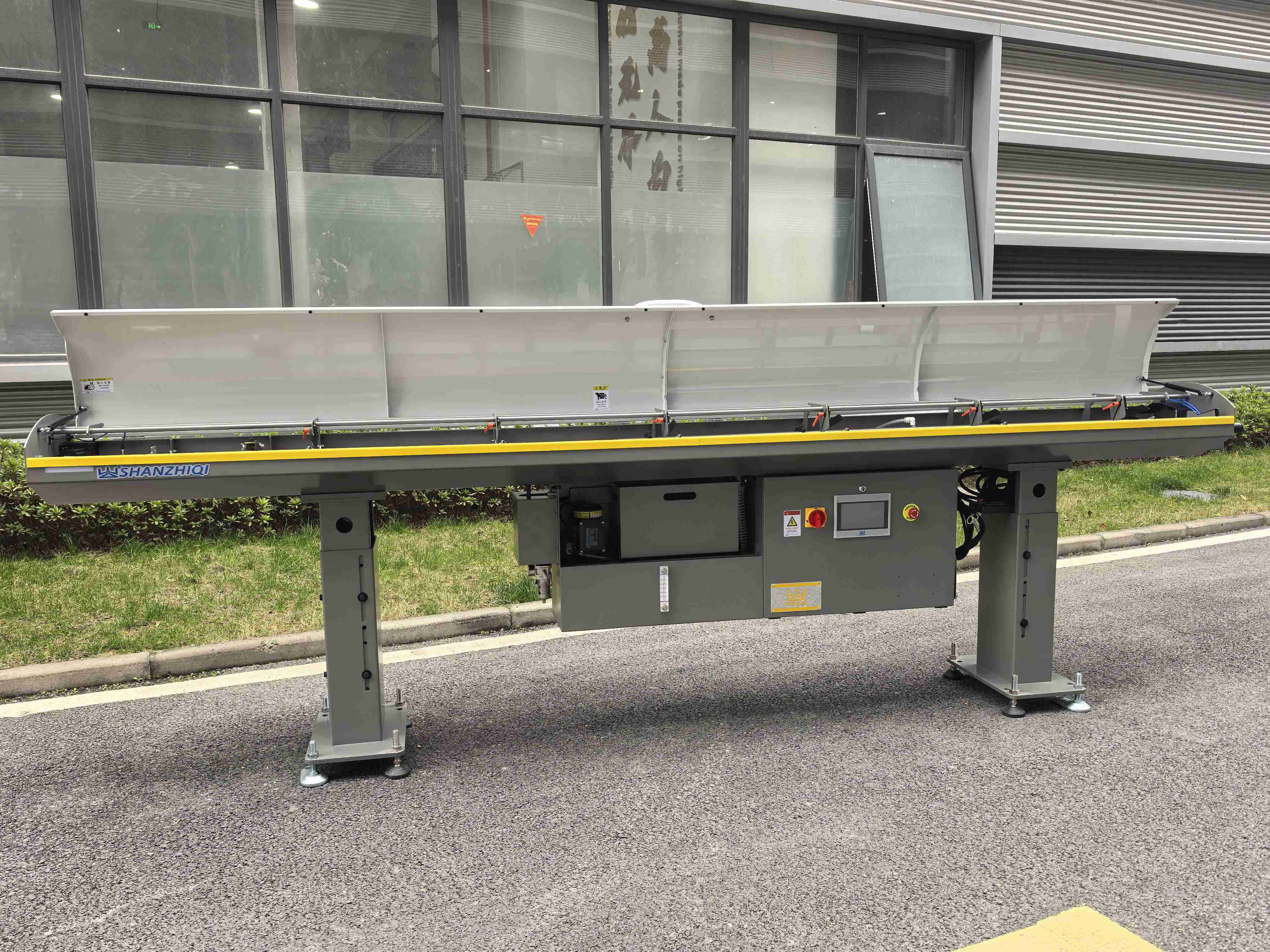 SW-21走心机自动棒材送料机 送料直径3-17mm 送料长度2.5米与3.0米 两款