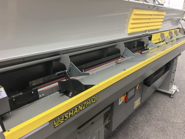 SD-51 大型油膜式自动棒材送料机 送料直径 8-48mm 送料长度3.0米