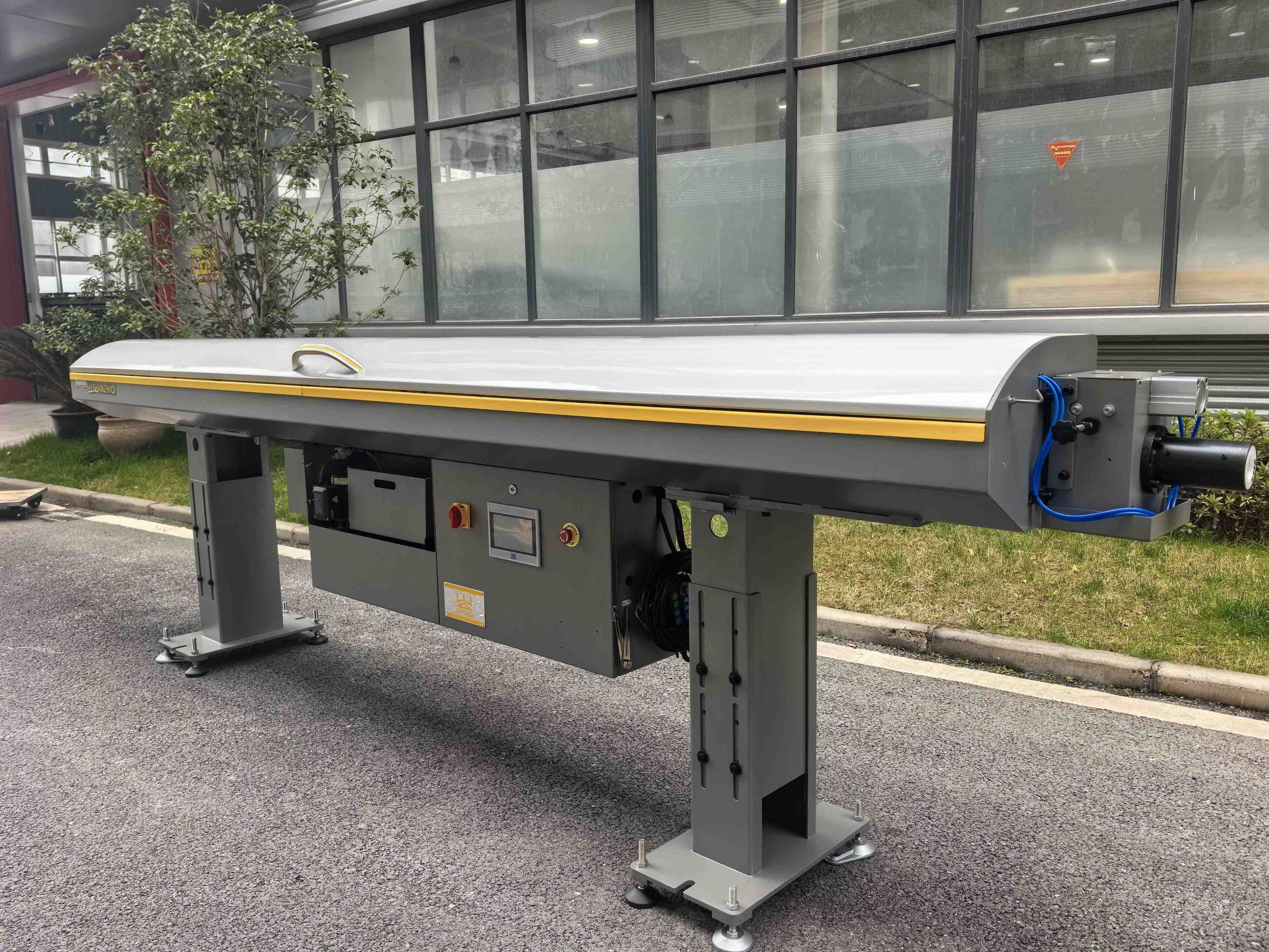 SG-32中型油膜式自动棒材送料机 送料直径5-32mm 送料长度2.5米与3.0米 两款   