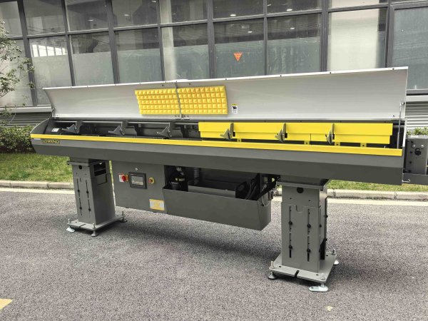 SD-51 大型油膜式自动棒材送料机 送料直径 8-48mm 送料长度3.0米