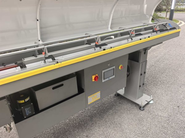 SG-32中型油膜式自动棒材送料机 送料直径5-32mm 送料长度2.5米与3.0米 两款   