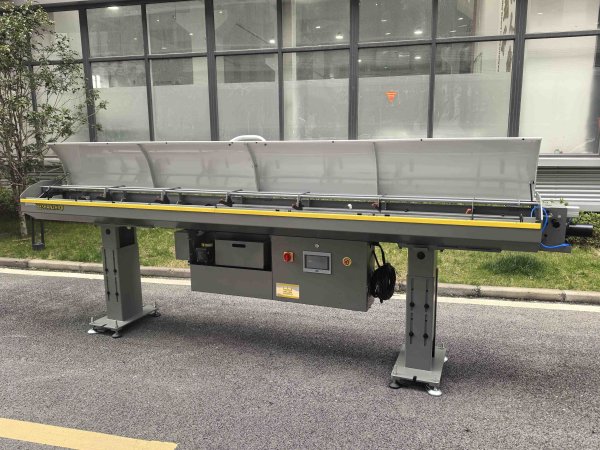 SG-32中型油膜式自动棒材送料机 送料直径5-32mm 送料长度2.5米与3.0米 两款   