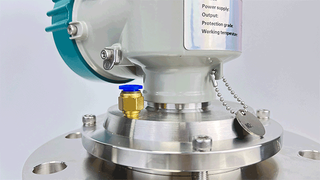 華毅澳峰雷達物位計高精度非接觸式液位料位測量儀表現(xiàn)貨