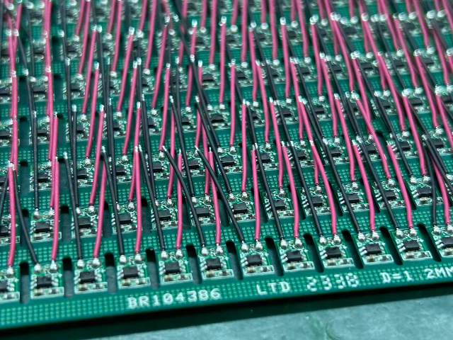 自動裁線剝皮焊線機產(chǎn)業(yè) 創(chuàng)新服務(wù) 深圳市鴻興智能裝備供應(yīng)