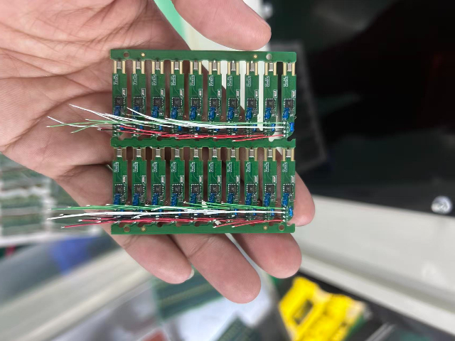 附近哪里有裁線剝皮焊線機(jī)設(shè)備 服務(wù)為先 深圳市鴻興智能裝備供應(yīng)