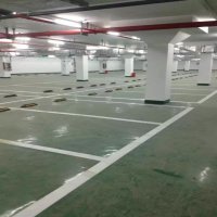 地下停車場道路劃線