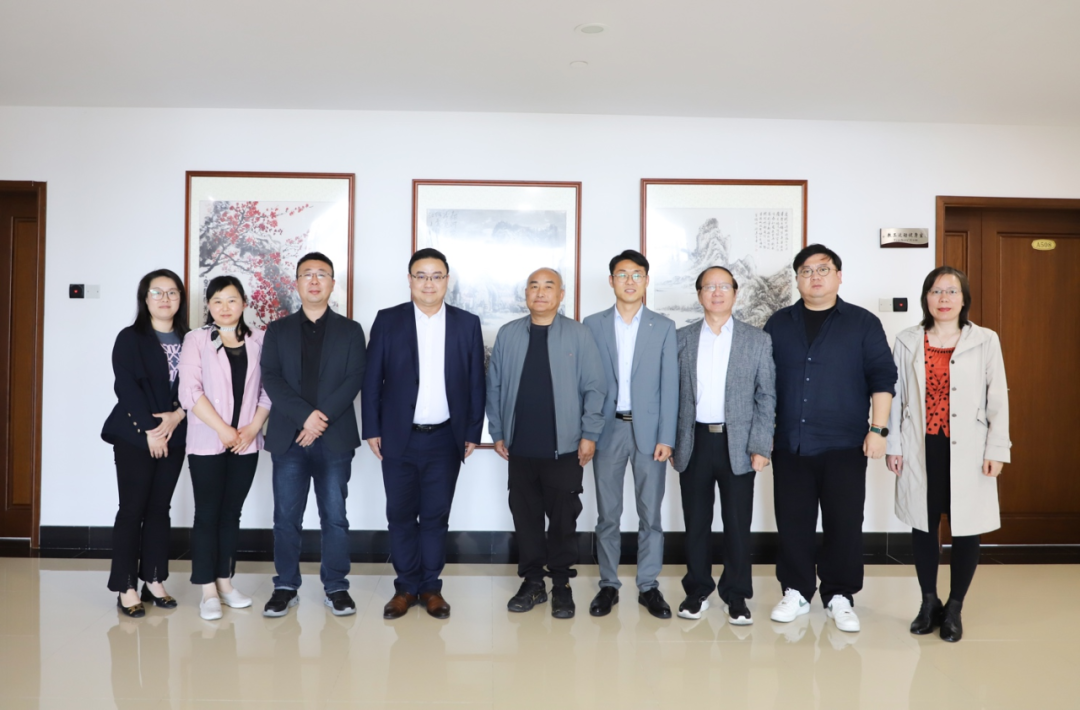 Marketingforce与上海思博职业技术学院 举行签约授牌仪式