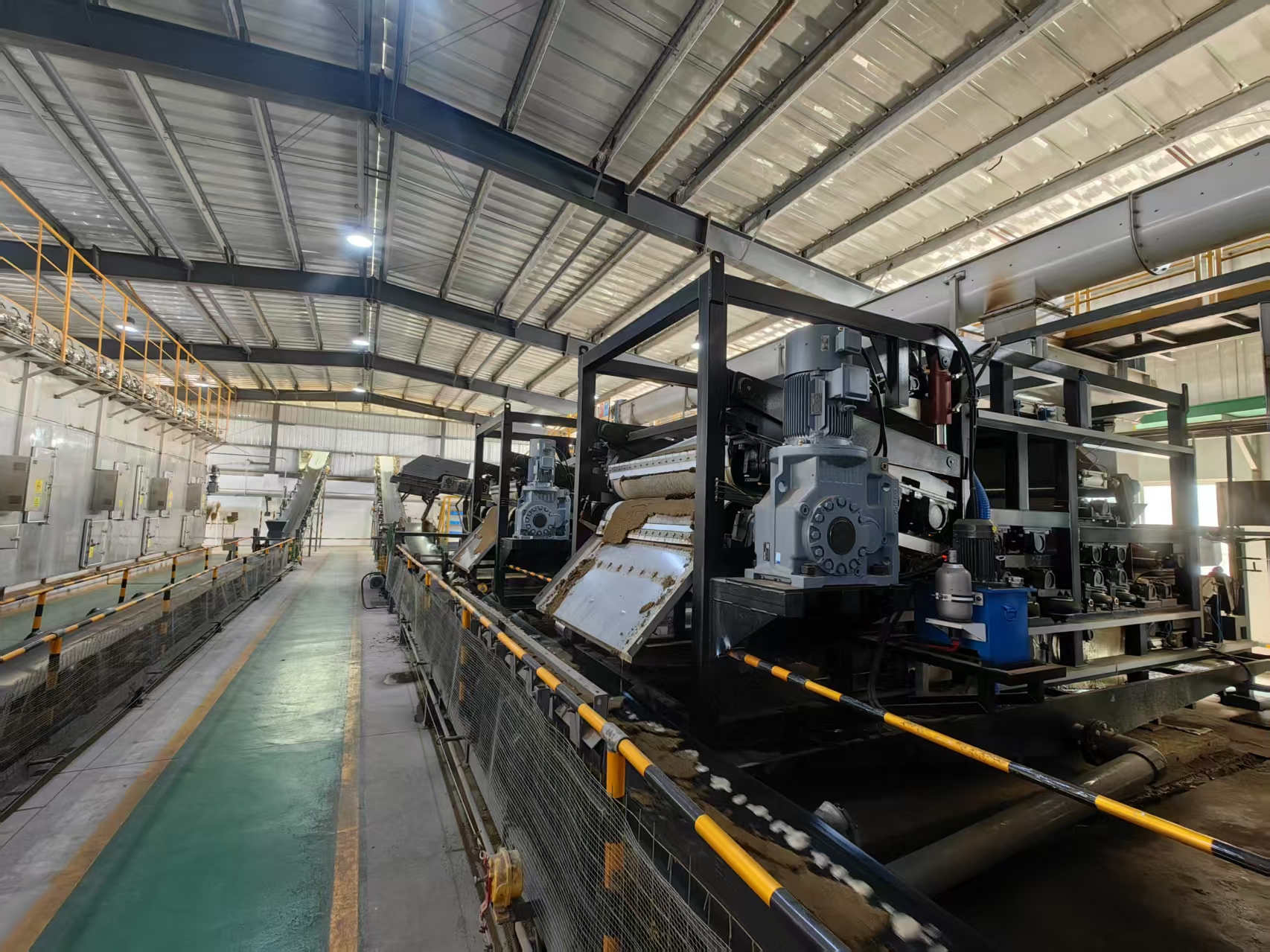 中耀环保沼渣专用高压带机农牧固废行业的经典案例