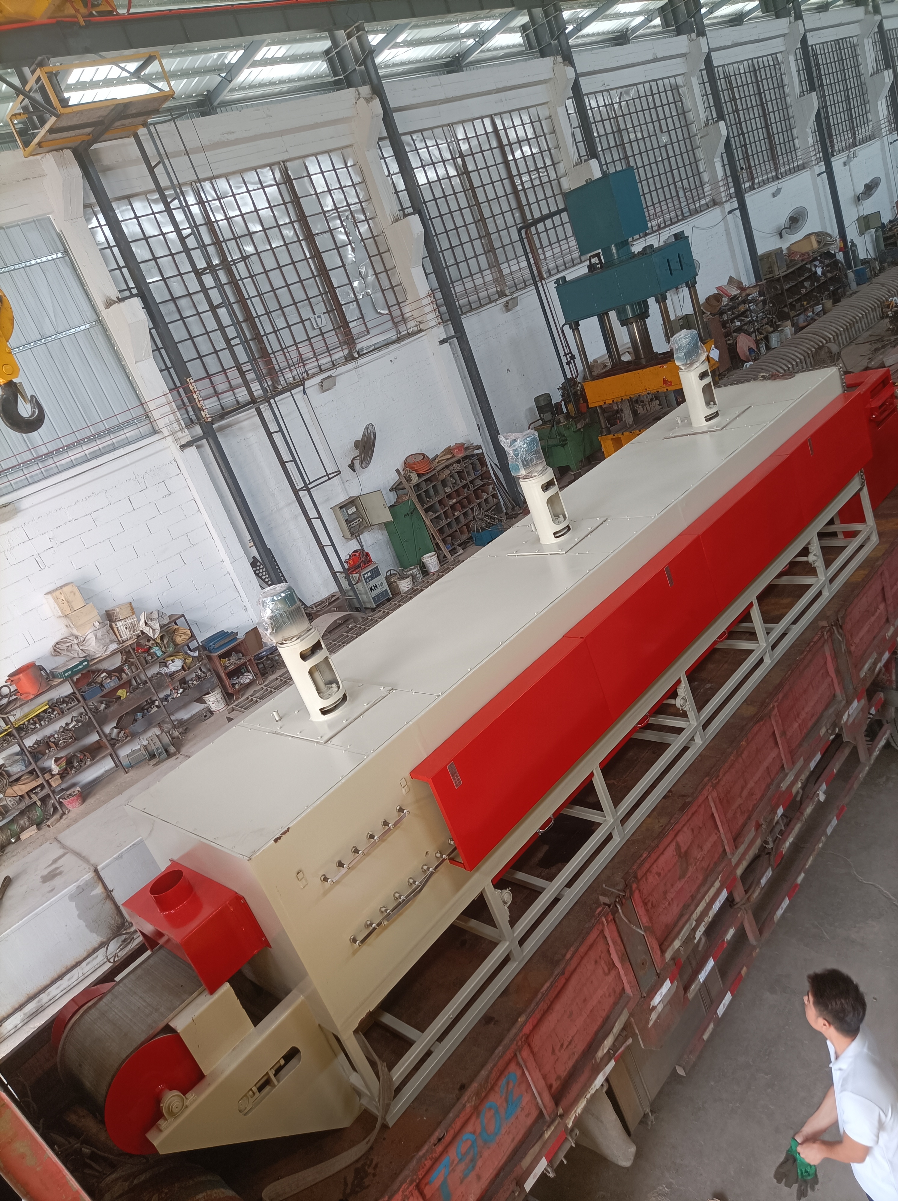 網帶連續(xù)式回火爐