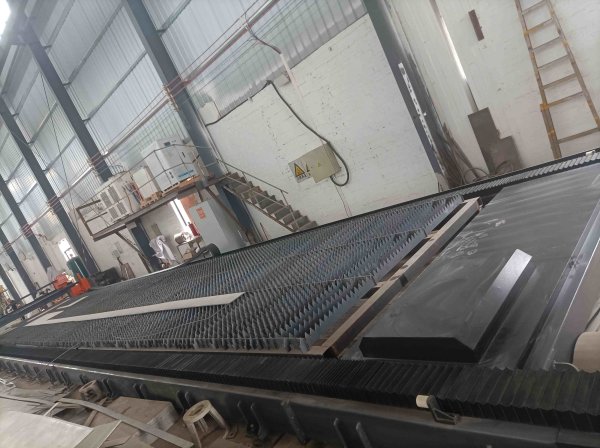 大功率激光切割機(jī)