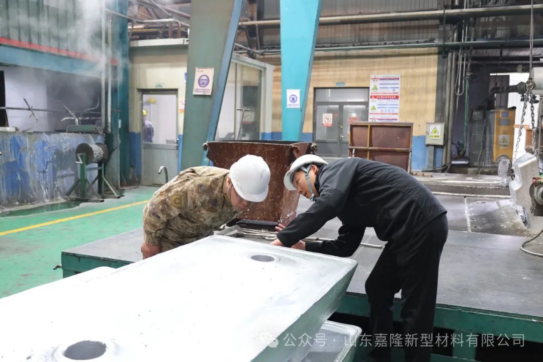 縣人武部政委劉兵蒞臨我司督導安全生產(chǎn)工作