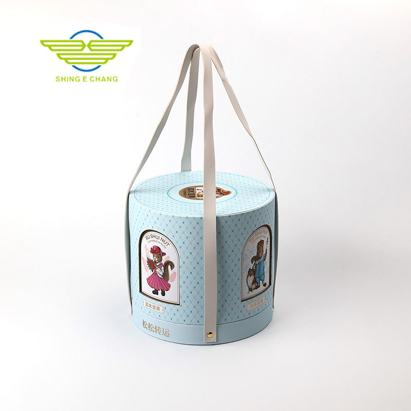 松松轉(zhuǎn)運(yùn)手提開(kāi)窗食品盒 可愛(ài)松鼠圖案圓形禮盒 精致伴手禮包裝 