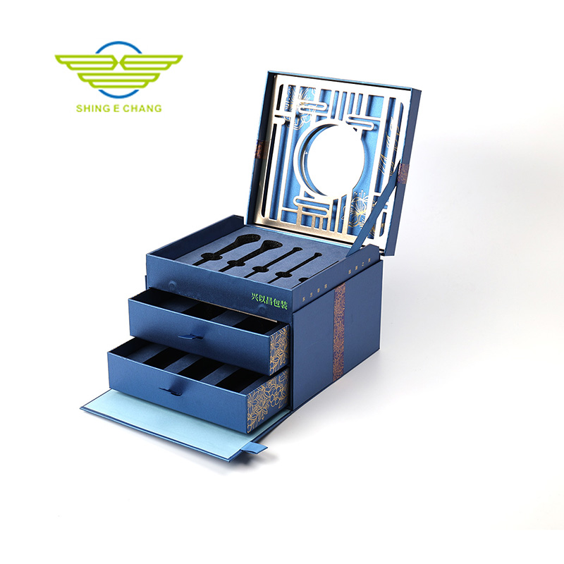 深藍金紋化妝品盒 工藝精湛 節(jié)日送禮 & 女友驚喜