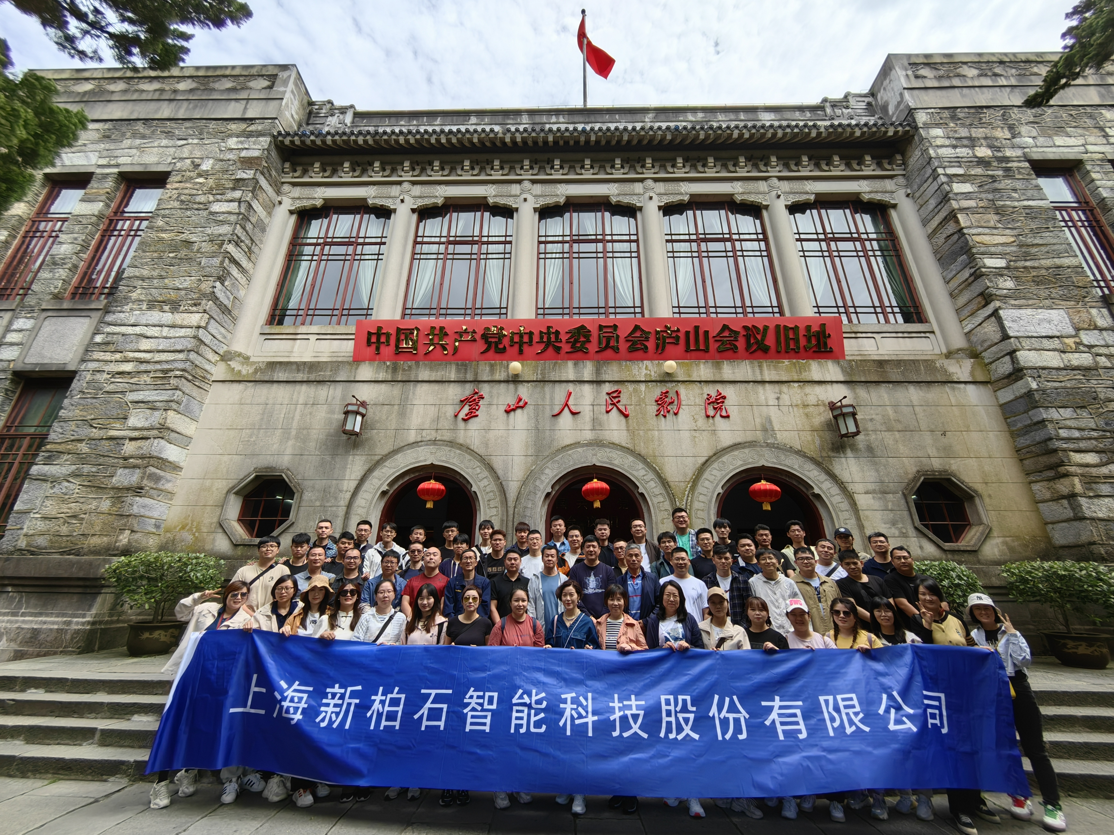 NewBest 18歲，向上正青春！