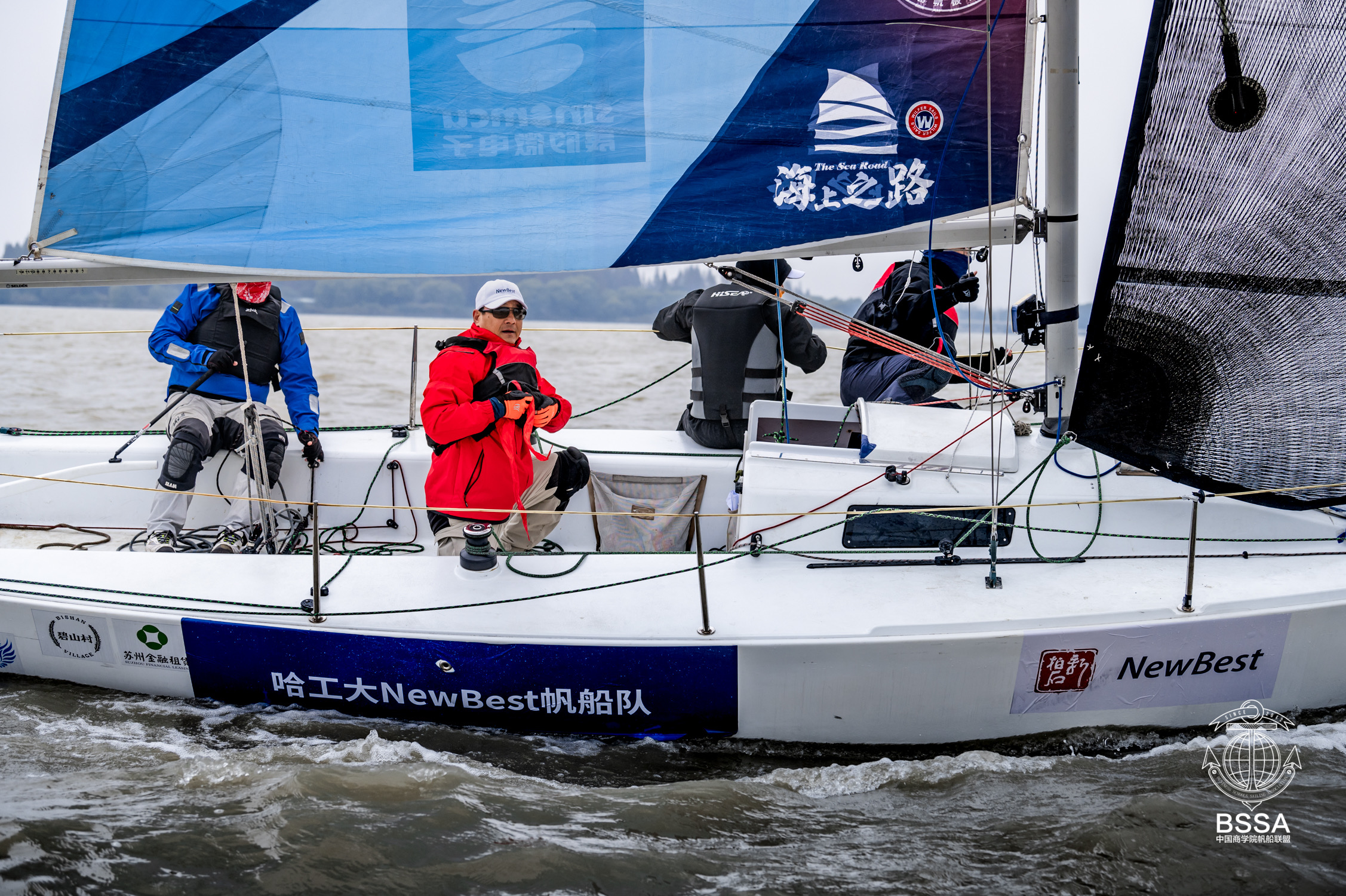 “NewBes帆船隊”榮膺2023全國商學院杯帆船賽公開組雙料亞軍！