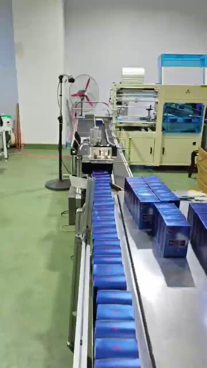 上海保税区红酒机器贴标,机器贴标