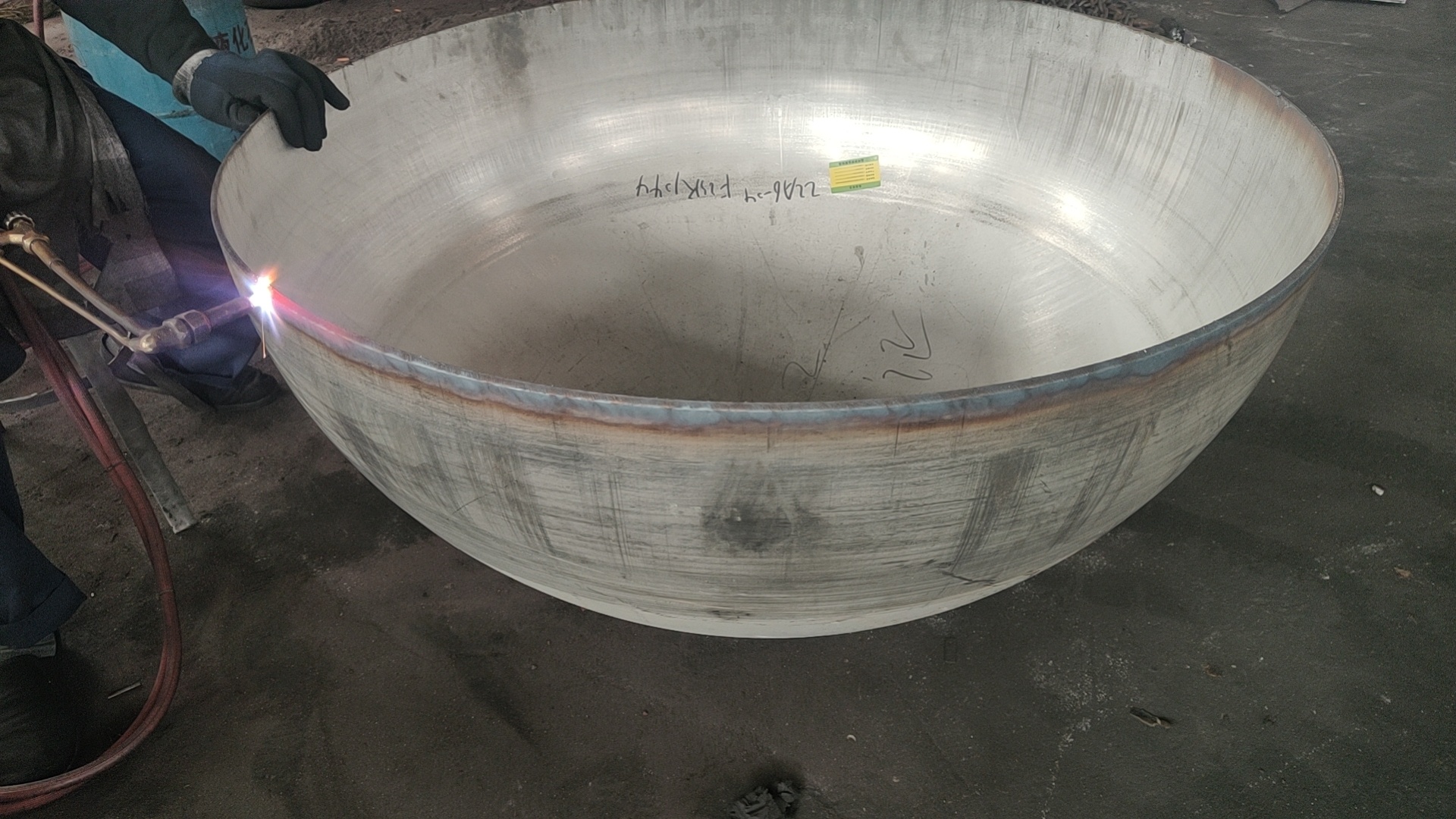 踐行綠色理念：不銹鋼衛生級封頭的環保新征程