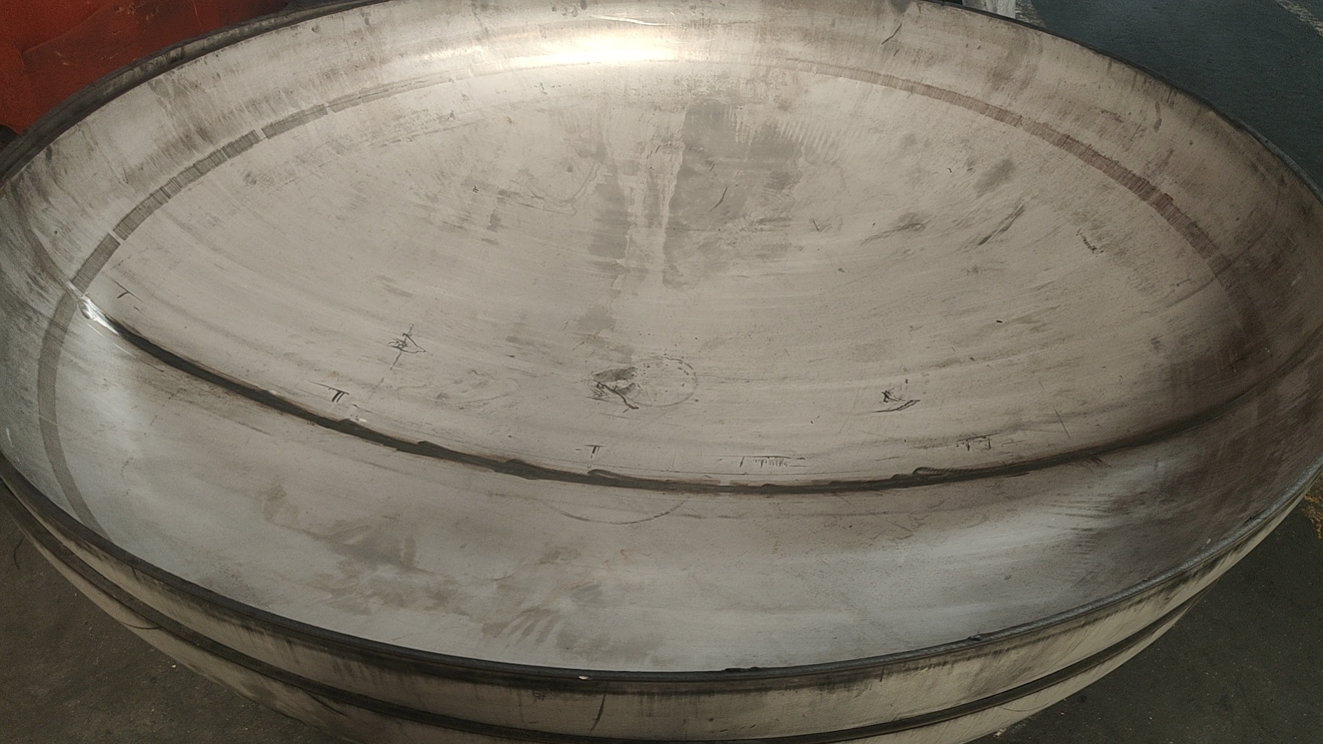 大口徑不銹鋼封頭：工業領域的堅固守護者