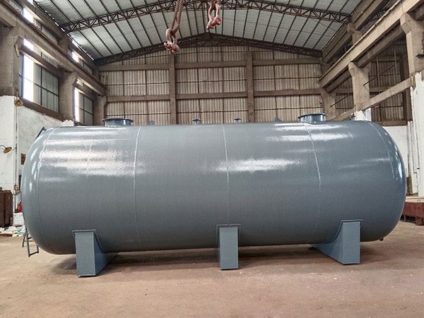 鋼襯塑儲(chǔ)罐的用途與維護(hù)技巧