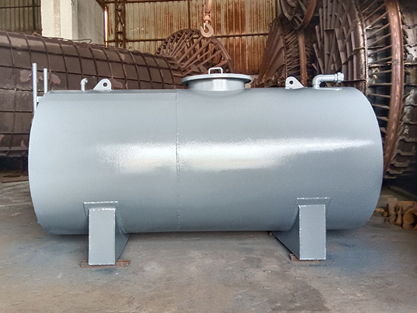 化工儲(chǔ)罐常見(jiàn)的泄漏原因及防范措施
