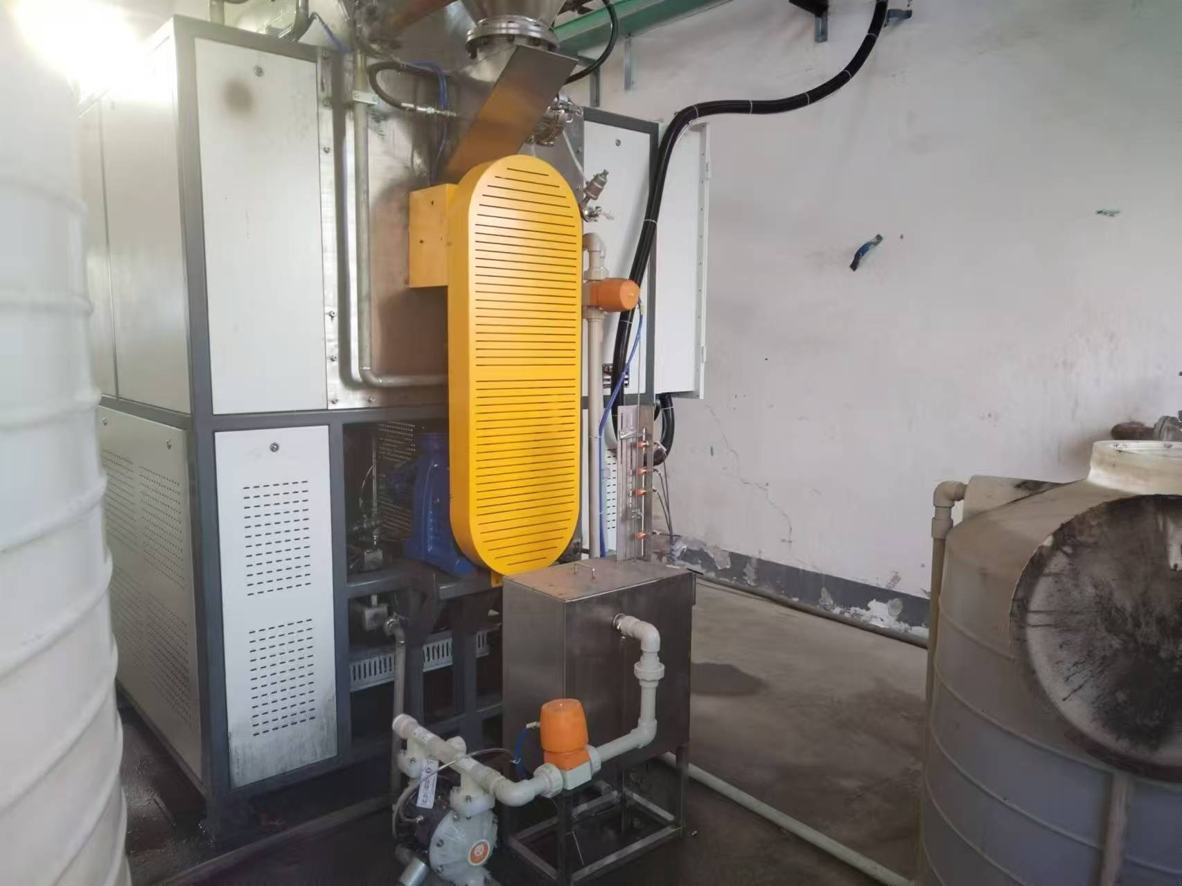 低溫蒸發 “黑科技”：無需高溫，輕松搞定高鹽 / 高濃廢液處理