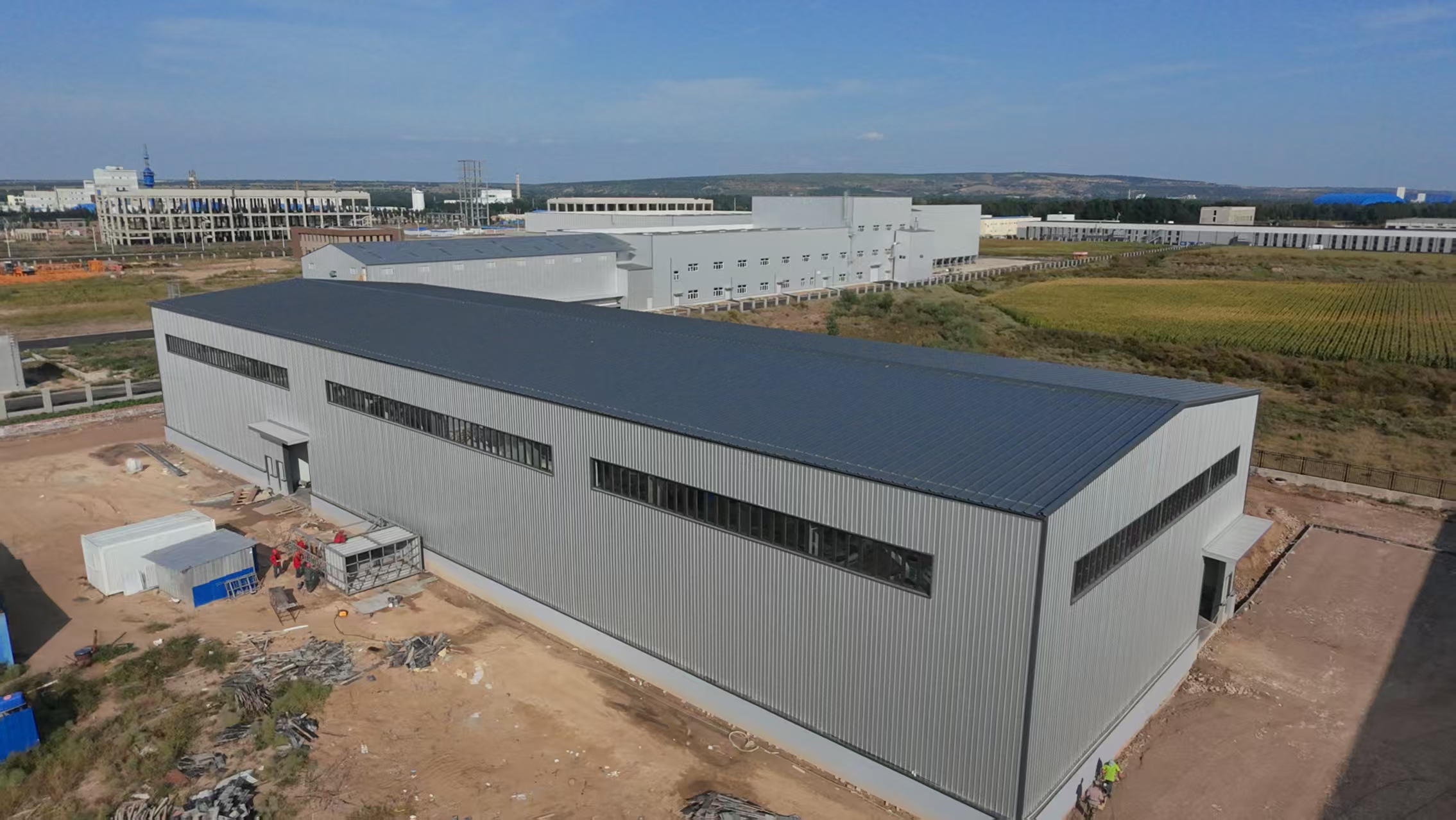 赤峰市專業(yè)鋼結(jié)構(gòu)廠房-赤峰神洲彩板鋼構(gòu)有限責(zé)任公司直銷