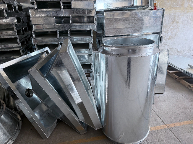 四川鍍鋅螺旋管風管加工廠家 歡迎咨詢 成都燁鑫暖通設備供應